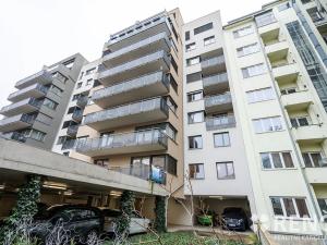 Pronájem garážového stání, Brno, Milady Horákové, 12 m2