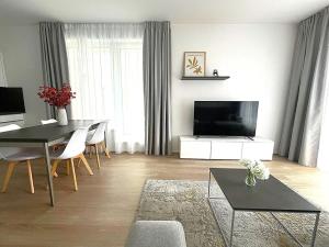 Pronájem bytu 3+kk, Praha - Vysočany, Hindlova, 62 m2