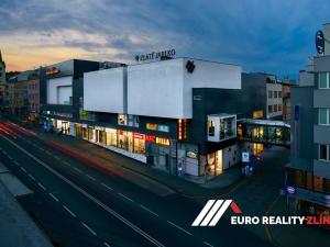 Pronájem kanceláře, Zlín, náměstí Míru, 108 m2