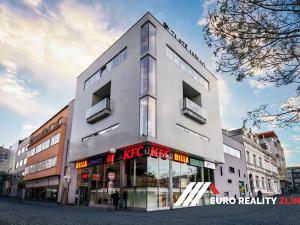 Pronájem kanceláře, Zlín, náměstí Míru, 108 m2