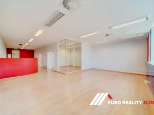 Pronájem kanceláře, Zlín, náměstí Míru, 108 m2