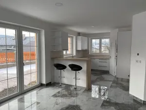 Pronájem rodinného domu, Dlouhý Most, 160 m2