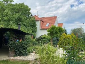 Pronájem bytu 3+1, Holice, Hradecká, 62 m2