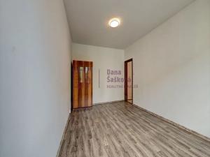 Pronájem bytu 2+1, Jindřichův Hradec, Pravdova, 61 m2