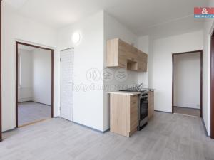 Pronájem bytu 2+1, Karlovy Vary - Stará Role, Dvořákova, 62 m2