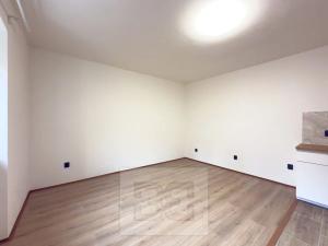 Pronájem bytu 2+kk, Brandýs nad Labem-Stará Boleslav, Masarykovo náměstí, 48 m2
