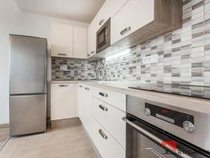 Pronájem bytu 1+kk, Praha - Kyje, Federova, 35 m2
