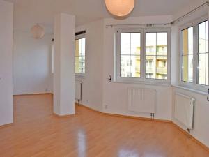 Pronájem bytu 3+kk, Praha - Hlubočepy, Voskovcova, 90 m2