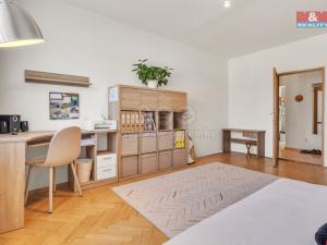 Prodej bytu 3+1, Beroun - Beroun-Město, Švermova, 67 m2