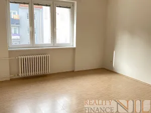 Pronájem bytu 1+1, Plzeň, Koterovská, 43 m2
