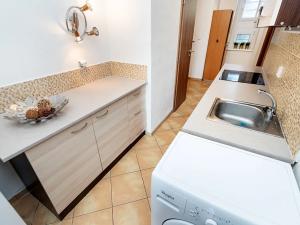 Prodej bytu 2+1, Praha - Žižkov, Biskupcova, 43 m2