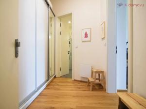 Pronájem bytu 2+kk, Brno, Antonína Slavíka, 52 m2