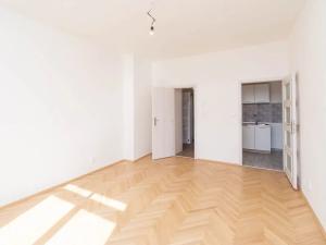 Prodej bytu 2+1, Praha - Vršovice, Ruská, 49 m2