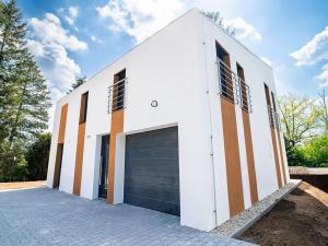 Pronájem domu na klíč, Kamenice, 183 m2