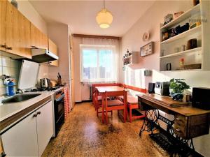 Prodej bytu 3+1, Olomouc, Zamykalova, 77 m2