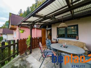 Prodej chaty, Kyselka, 30 m2