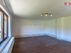 Prodej rodinného domu, Pochvalov, 220 m2