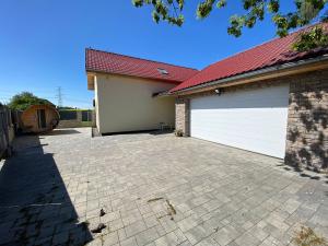 Pronájem rodinného domu, Lkáň, 120 m2