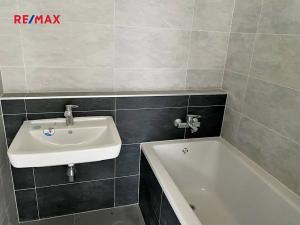 Prodej bytu 2+kk, Praha - Dolní Počernice, Černodolská, 59 m2