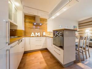 Pronájem bytu 2+kk, Praha - Letňany, Tupolevova, 43 m2