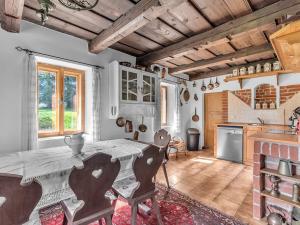 Prodej rodinného domu, Meziměstí, 300 m2