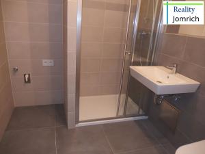 Pronájem bytu 2+kk, Liberec, Na Perštýně, 45 m2