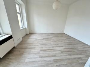 Pronájem bytu 2+1, Praha - Karlín, Křižíkova, 60 m2