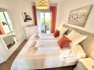 Prodej bytu 3+kk, Estepona, Španělsko, 74 m2