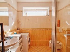Pronájem bytu 2+kk, Brno, Chvalovka, 52 m2