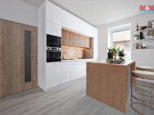 Prodej bytu 2+1, Mírov, 50 m2