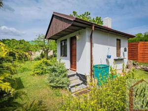 Prodej chaty, Kosmonosy, Pod Oborou, 14 m2