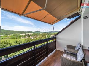Prodej bytu 3+1, Hrádek, Družstevní, 73 m2