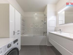 Pronájem bytu 3+kk, Praha - Hostavice, U Hostavického potoka, 69 m2