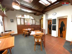 Pronájem restaurace, Žďár nad Sázavou - Žďár nad Sázavou 1, nám. Republiky, 110 m2