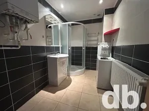 Pronájem bytu 2+1, Karlovy Vary, náměstí Republiky, 68 m2