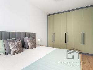 Pronájem bytu 2+kk, Kladno, 48 m2