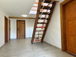 Prodej rodinného domu, Šluknov, Fibichova, 200 m2