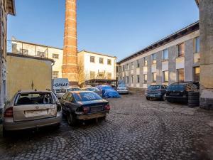 Prodej skladu, Kolinec, 2640 m2