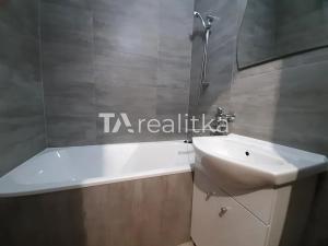Prodej bytu 2+1, Karviná, Božkova, 58 m2