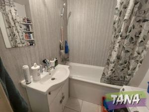 Prodej bytu 3+1, Turnov, Diamantová, 71 m2