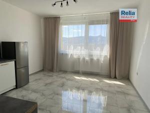 Pronájem bytu 2+kk, Liberec, Pazderkova, 42 m2
