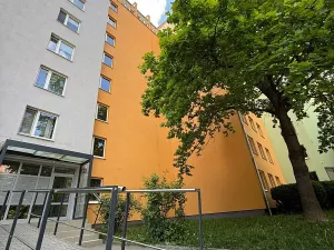 Prodej bytu 2+kk, Brno, Běloruská, 42 m2