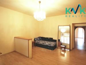 Pronájem bytu 2+1, Karlovy Vary, Foersterova, 86 m2