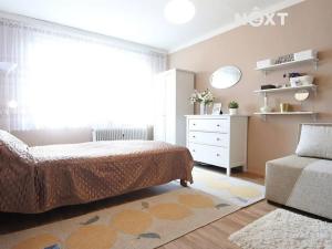 Prodej bytu 2+1, Dačice, Palackého nám., 61 m2