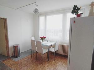 Prodej bytu 3+1, Hradec Králové - Pražské Předměstí, Baarova, 77 m2