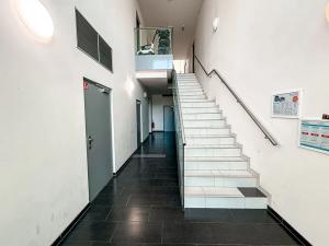 Pronájem bytu 2+kk, Praha - Hrdlořezy, Učňovská, 68 m2