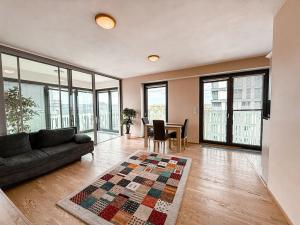 Pronájem bytu 2+kk, Praha - Žižkov, Olšanská, 66 m2