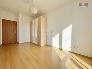 Pronájem bytu 2+kk, Praha - Třeboradice, Špeciánova, 58 m2