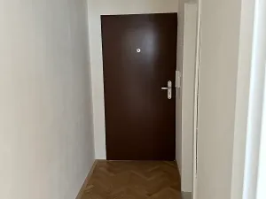 Prodej bytu 1+kk, Praha - Košíře, Mahenova, 26 m2