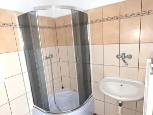 Pronájem bytu 1+kk, Děčín, Jiskrova, 22 m2